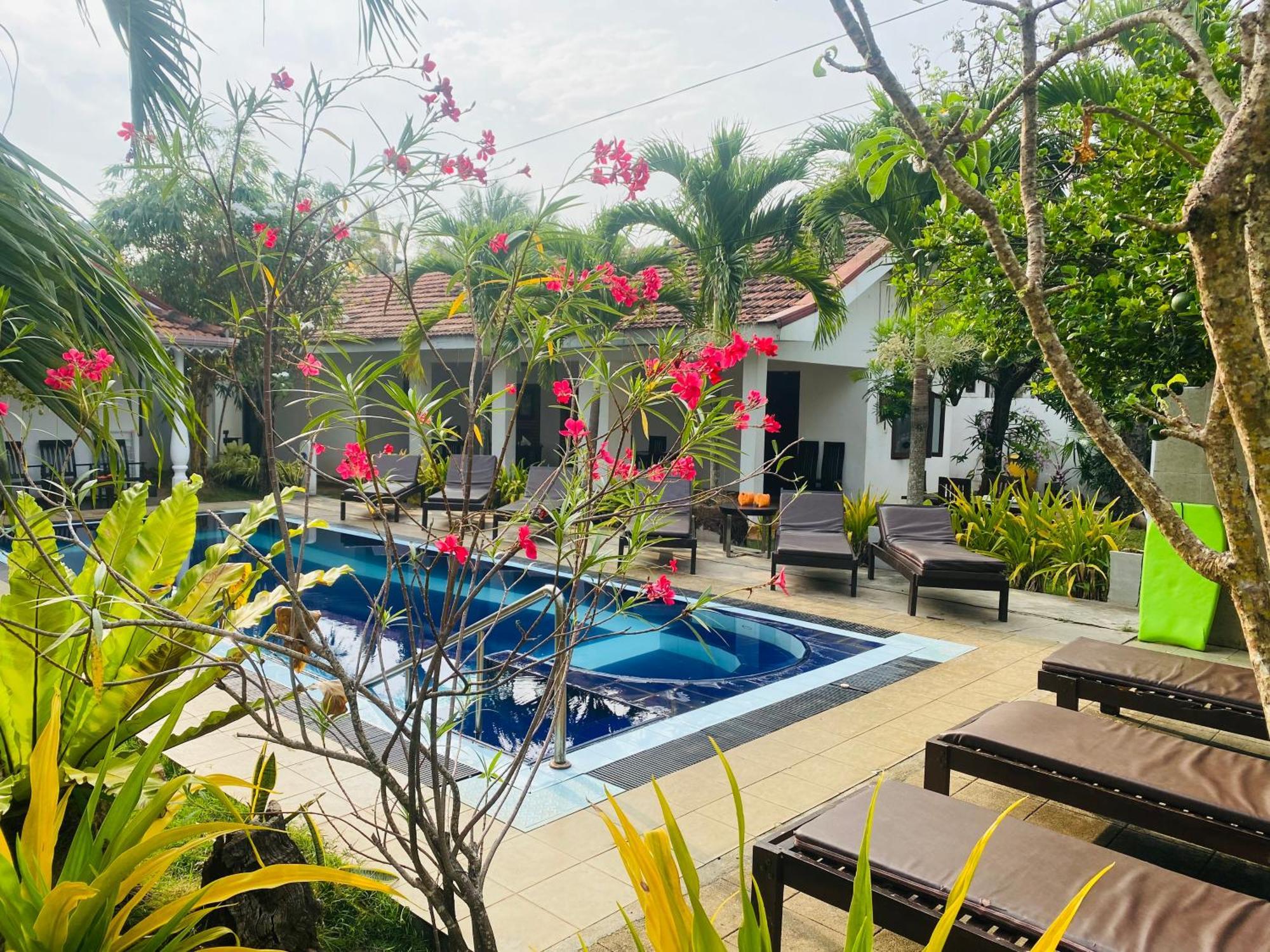 Sujeewani Villa Negombo Eksteriør billede